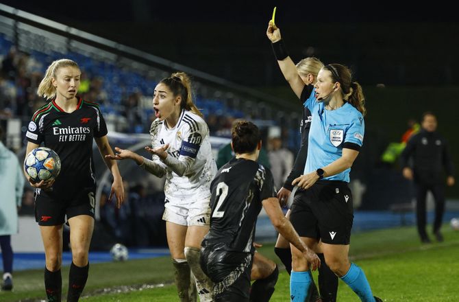 Gjensidige Kvindepokalen -Frida Klarlund dømmer kvindernes pokalfinale