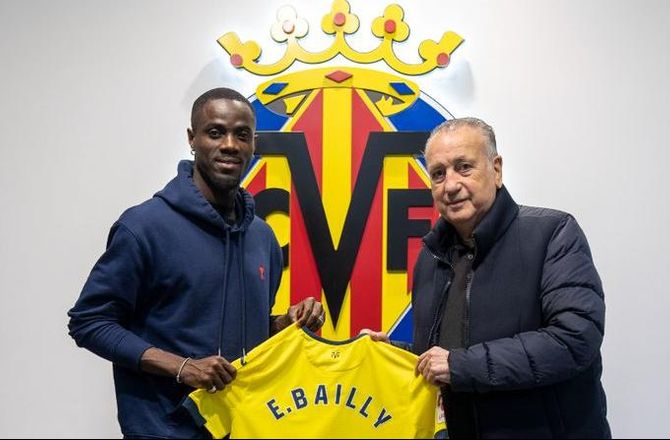 International -Transferfrit United-flop vender retur til Villarreal