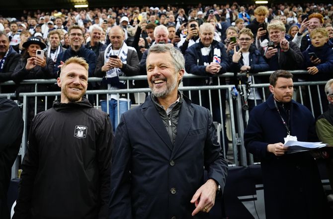 3F Superliga -AGF fik royalt besøg: Tænk hvis det var dit soveværelse