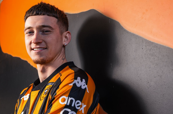 Championship -Aston Villa udlejer tidligere Barca-talent til Hull