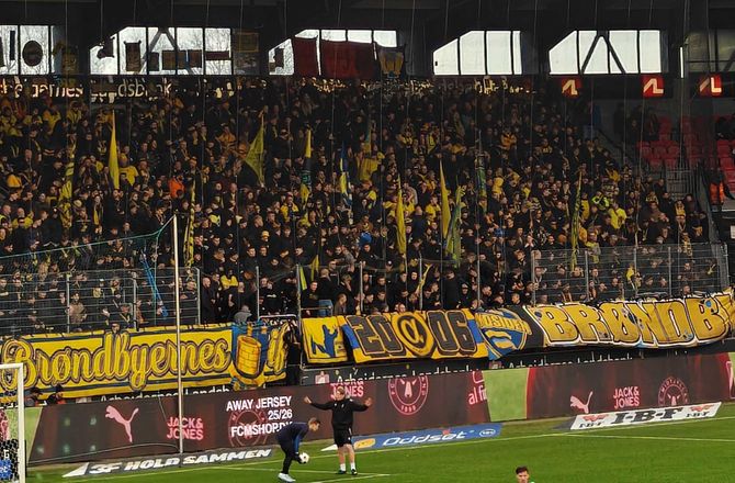 3F Superliga -FCM undrer sig: Hvordan kendte Brøndby-fans til hegnet?
