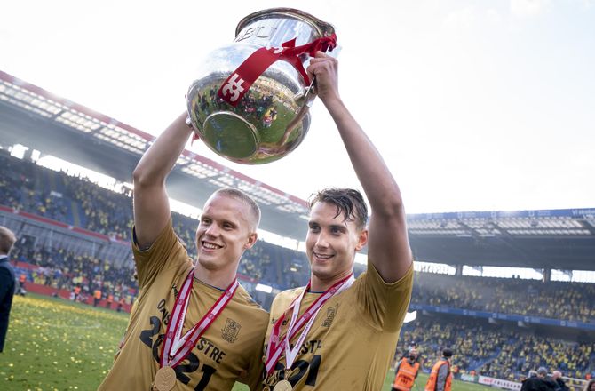 Betinia Liga -Medie: Hjörtur Hermannsson afviser AaB