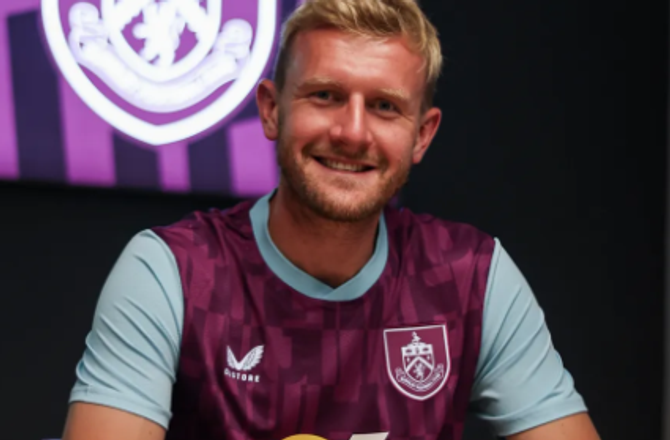 Premier League -Burnley henter rutineret Forest-stopper