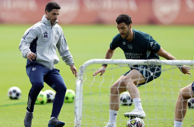 Premier League -Merino er tilbage i træning for Arsenal