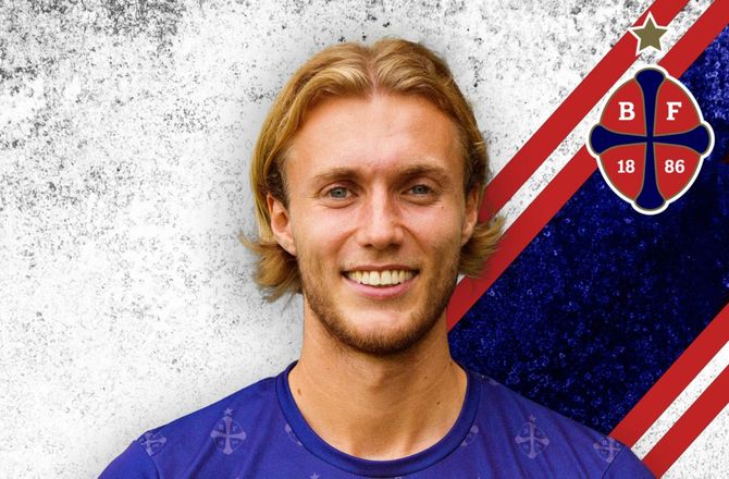 3. division -Frem forlænger med forsvarsprofil