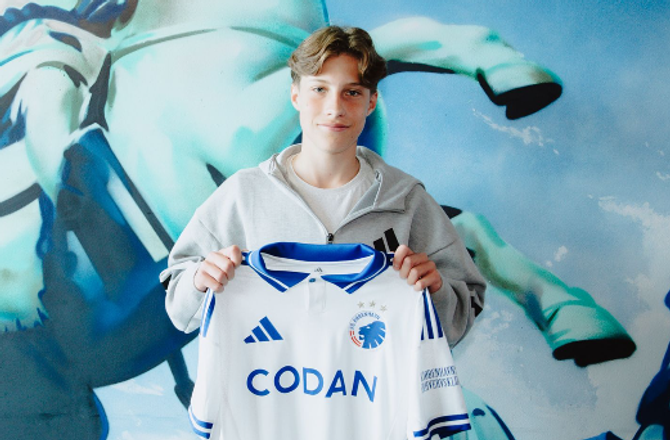 3F Superliga -FCK skriver med 15-årig svensker