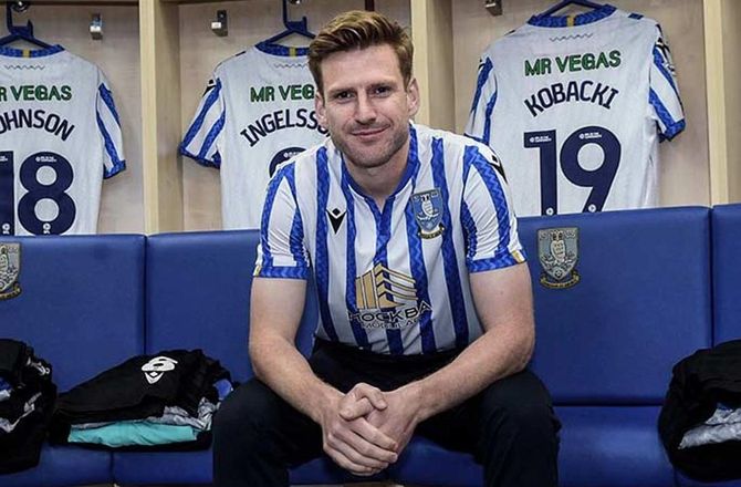 Championship -Stuart Armstrong skifter til Sheffield Wednesday