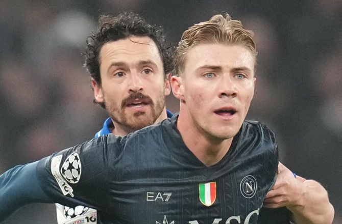 Champions League -Højlund buhet ud: Parken er ikke en velkomstkomité