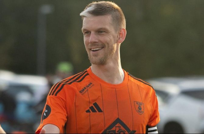 Betinia Liga -Kasper Enghardt tager et år mere