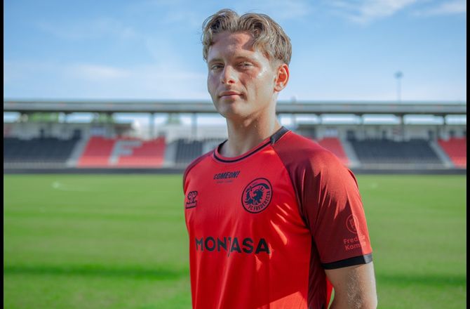 Betinia Liga -FCF dukkede AaB: debutanten Alexander Lyng strålede