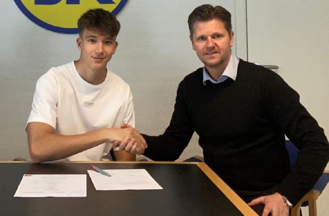 2. division -Skive ophæver med midtbanespiller