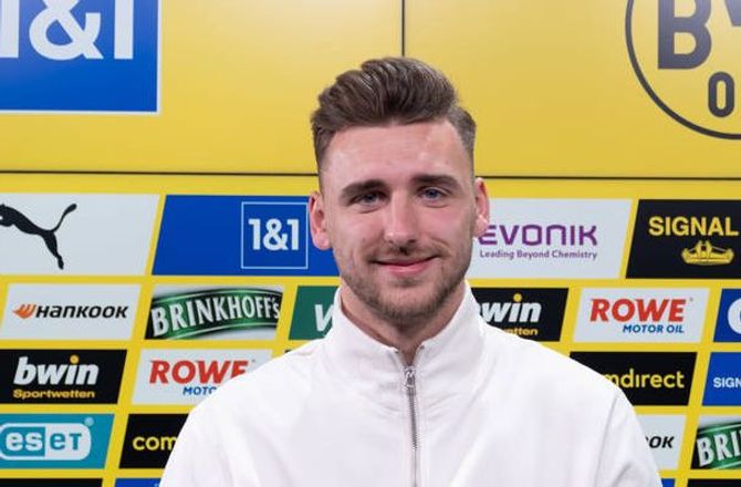 Bundesliga -Dortmund forlænger med ung keeper