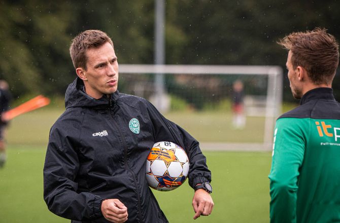 3F Superliga -Markus Uglebjerg er ny assistent i AGF 