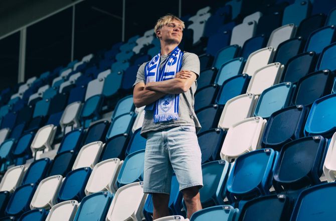 Betinia Liga -Kolding køber Aksel Halsgaard