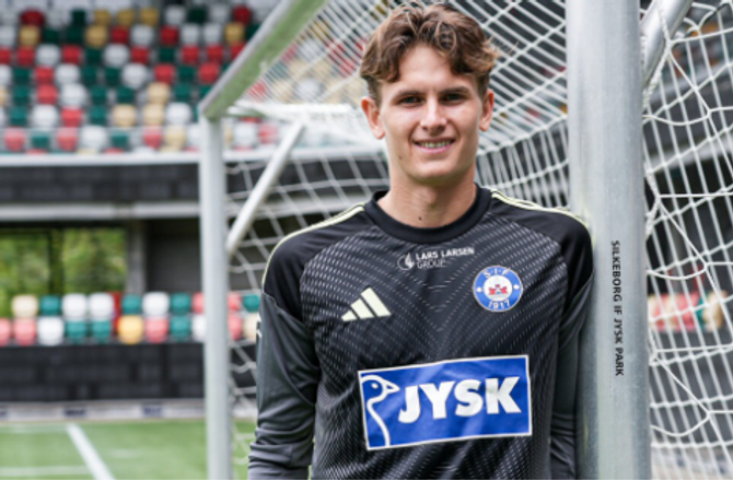 3F Superliga -Silkeborg forlænger med ung keeper