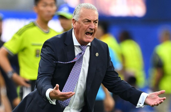 FIFA VM -Paraguay-chef i opsang: Skyd på mig - ikke på dem