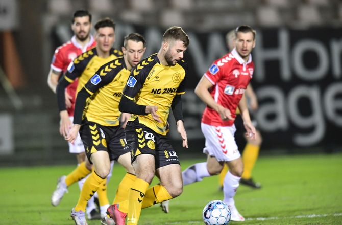 NordicBet Liga -Tidl. FCK- og BIF-talent tester i HB Køge