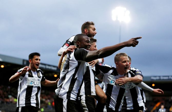 FA Trophy -Se Notts County score vanvittigt perlemål