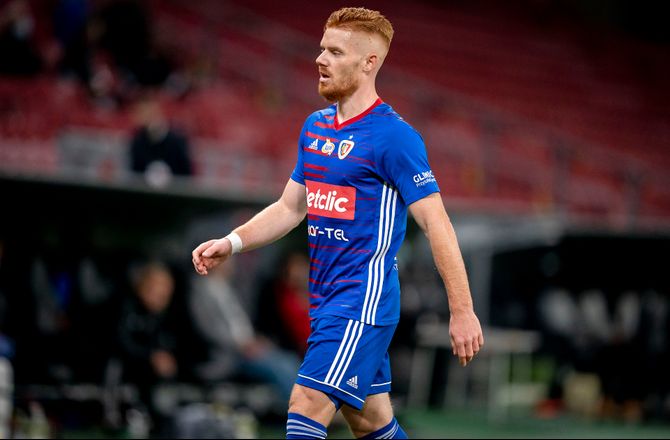Ekstraklasa -Kirkeskov på plads i polsk klub - mangler kun lægetjek