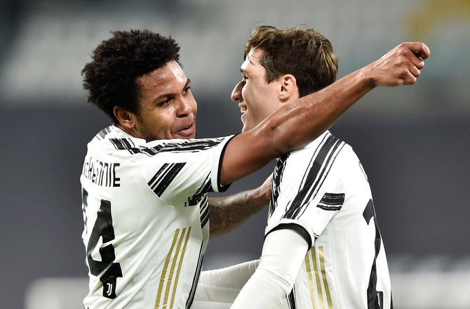 International -140 mio: Juve udløser option på Schalke-midt