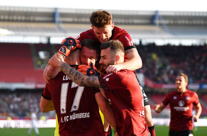 DFB Pokal -Nynazist hyldet inden DFB Pokal: Ikke koordineret med klubben