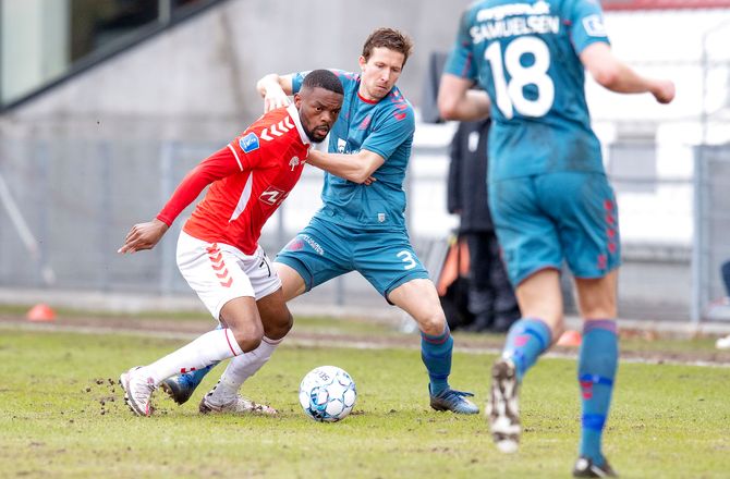 3F Superliga -AaB-back: Vi er rykket sammen i bussen