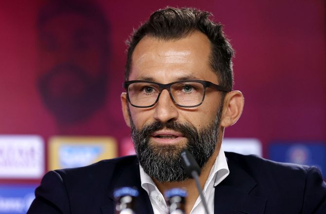 Super League -Bayern vinker farvel til Lars Lukas Mai