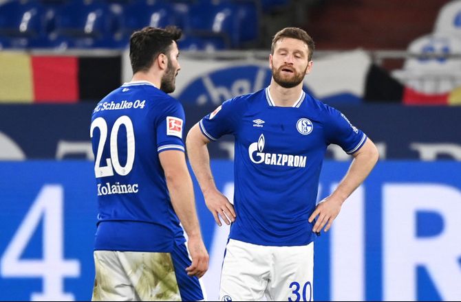 Bundesliga -Schalke vrager Mustafi: Sportslige årsager