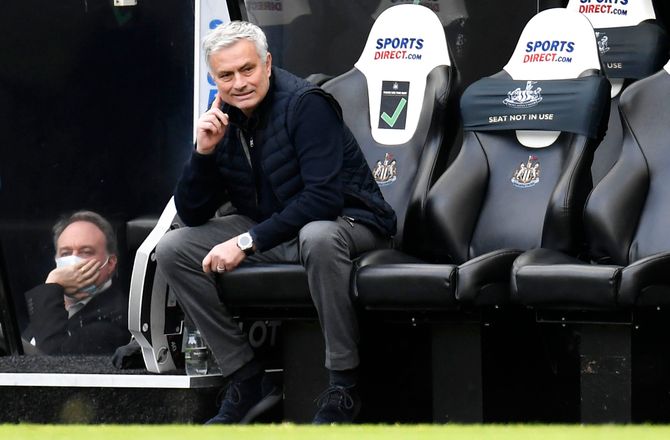 Premier League -Mourinho: Top fire kan afgøres i sidste minut