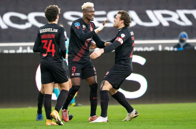 Danmark -Karantæner: FCM-profiler glipper FCK-brag