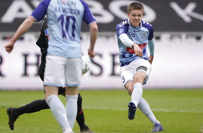 3F Superliga -Riddersholm skifter én - OB bytter tre