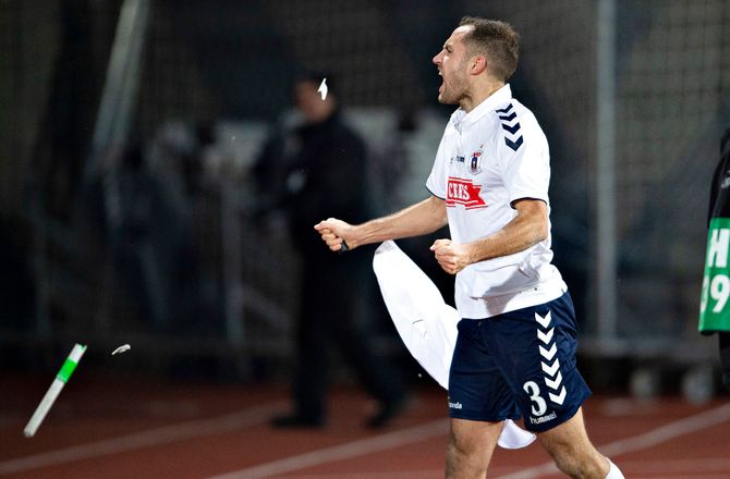 3F Superliga -Backman hylder AGF's fans: Altid opbakning