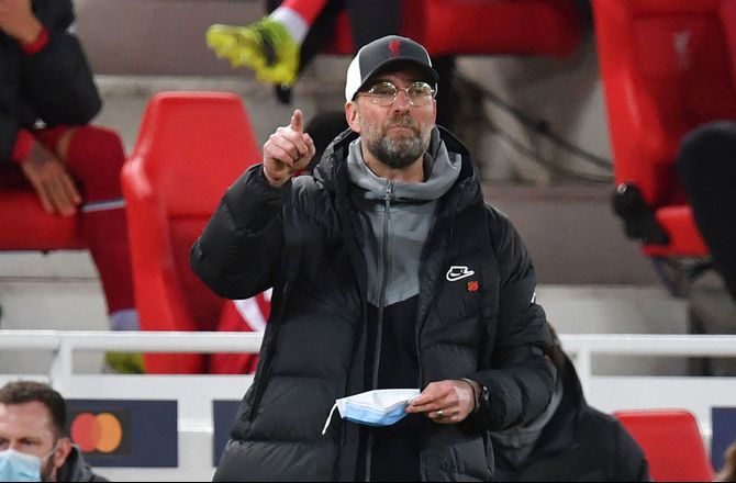 Premier League -Klopp: Usikkert om Henderson bliver klar