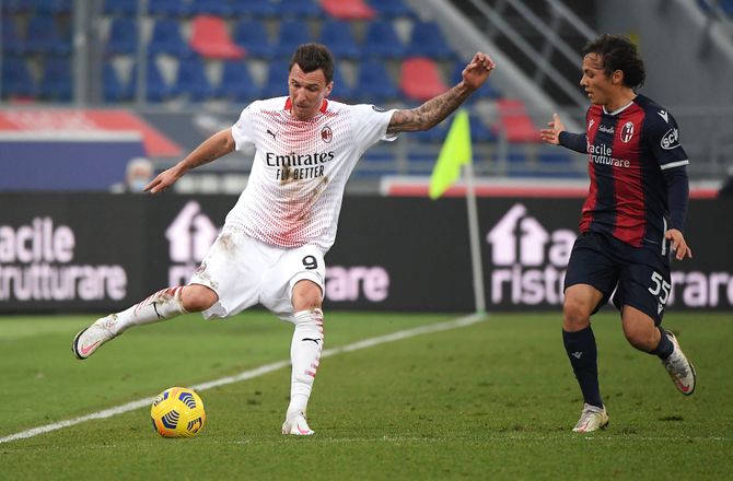 AC Milan -Mandzukic opgiver sin løn efter skade