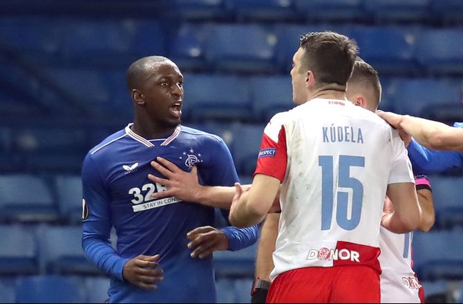 International -Slavia-spiller glipper EM efter racisme-straf