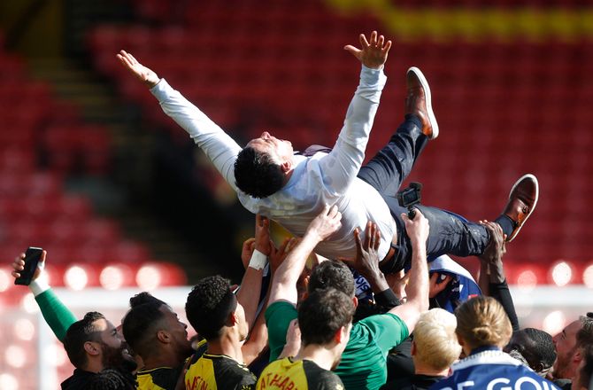 England -PL-oprykker snupper 18-årig League 1-kant