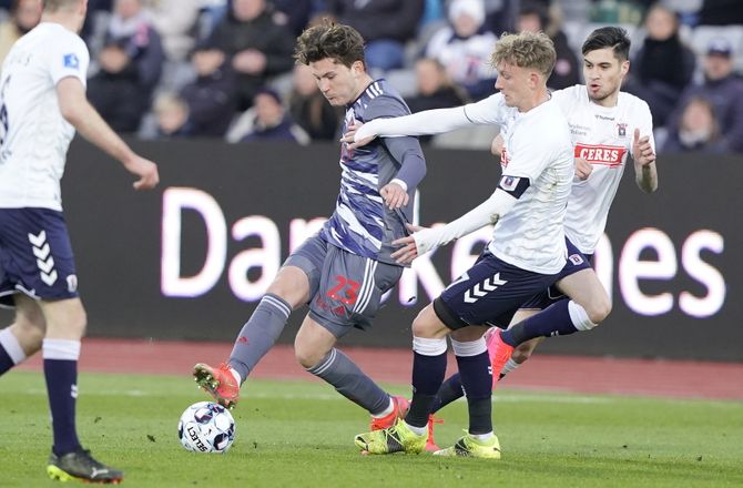 3F Superliga -Jonas Wind: AGF vil bygge en stemning op