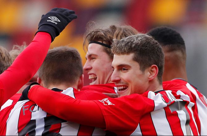 Premier League -Brentford sender Canos til Grækenland