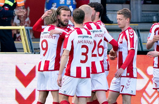 3F Superliga -Lucas A. efter 4-0-sejr: Fantastisk præstation