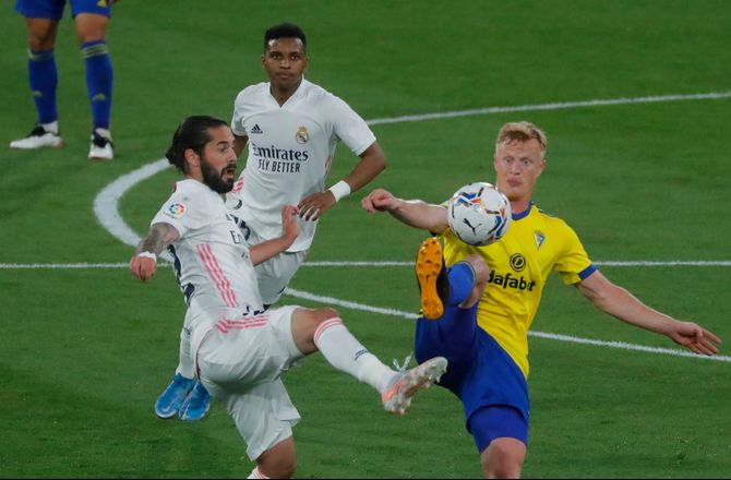 Cadiz -Cadiz henter chilensk Jønsson-konkurrent