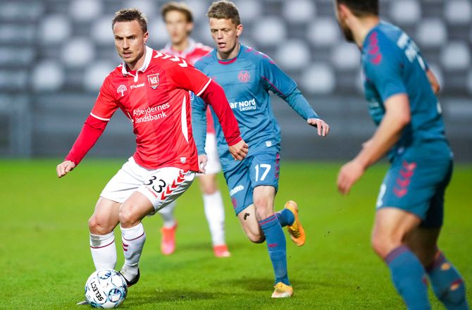 International -Bengtsson indlemmet i svensk trup til test