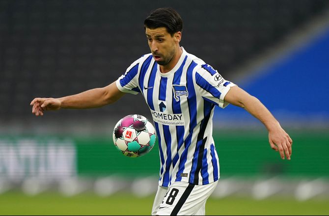 Bundesliga -34-årige Sami Khedira stopper karrieren