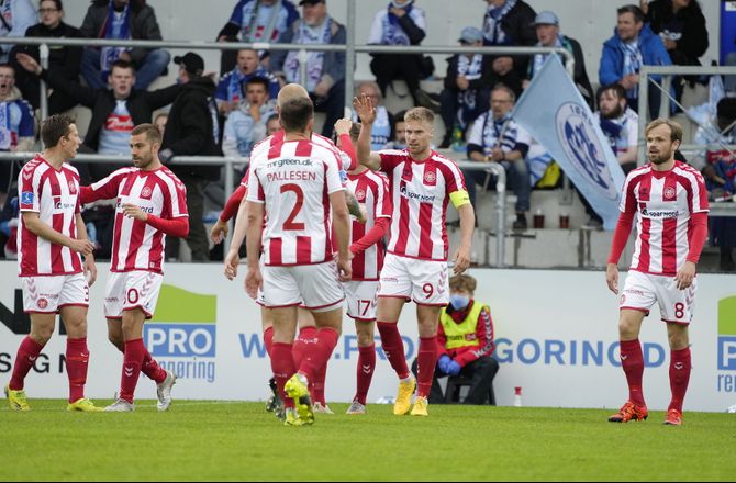 3F Superliga -Ung AaB-angriber: Skal lære af gode spillere