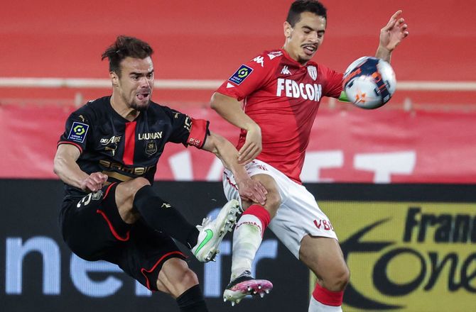 Ligue 1 -Lyon henter Rennes-kaptajn kvit og frit