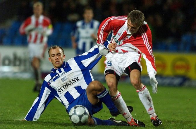 Danmark -Serie-stjerner: Blev svinet til som ung i EfB