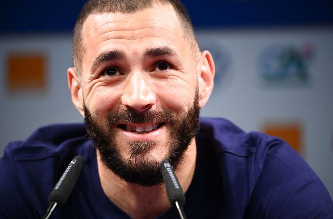 EM -Benzema med for Frankrig: Fodbolden har talt