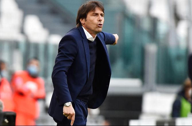 Premier League -Medier: Ledig Conte er klar på United-job