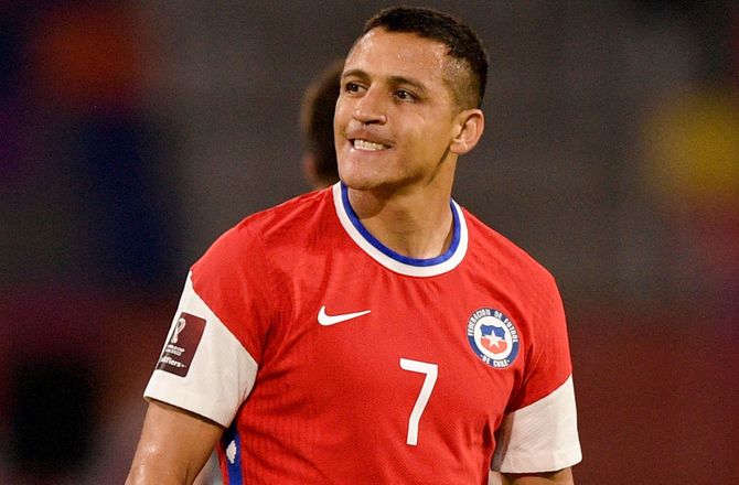 International -Chile-boss: Sanchez kan spille trods lav blodprocent