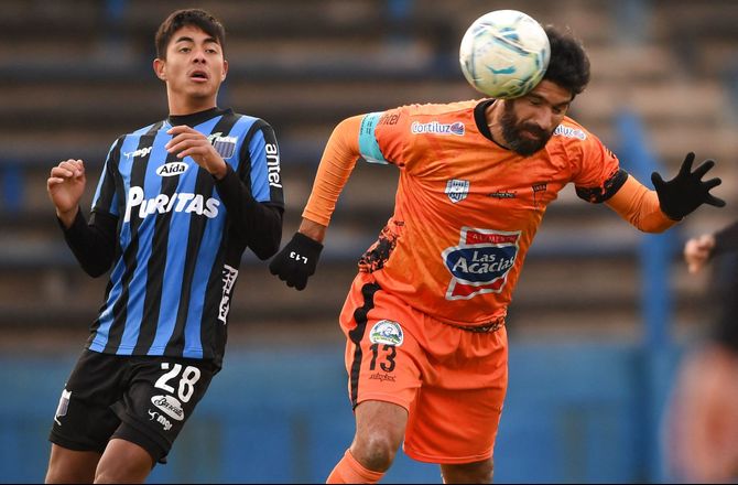 Uruguay -31 klubber på CV´et: Abreu stopper karrieren