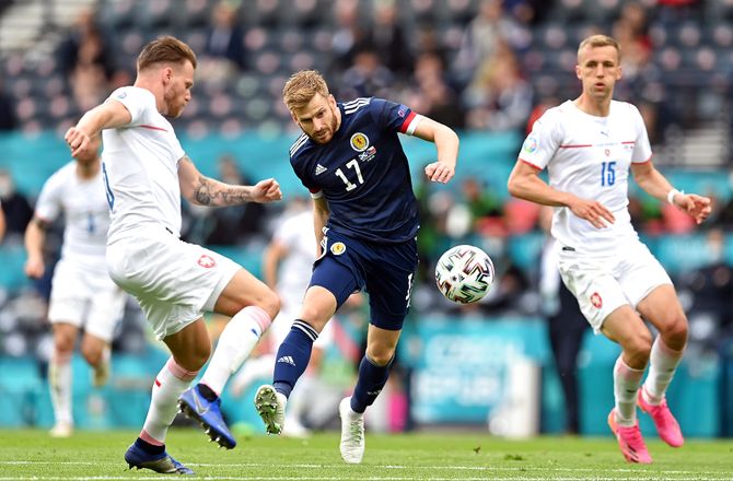 EM -Armstrong: Må være klinisk på dette niveau